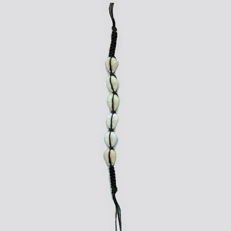 AB024 Armbänder Makramee Kaurimuscheln dick