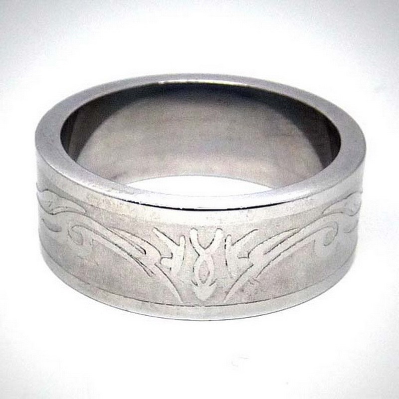 STR022 Ringe aus Edelstahl Tribal