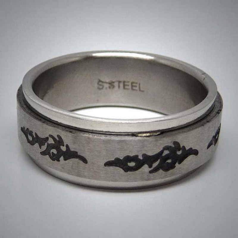 STR055 Ringe aus Edelstahl Tribal spinner