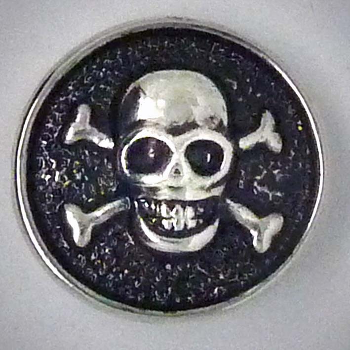 CH095 - Schmuck Druckknöpfe Totenkopf
