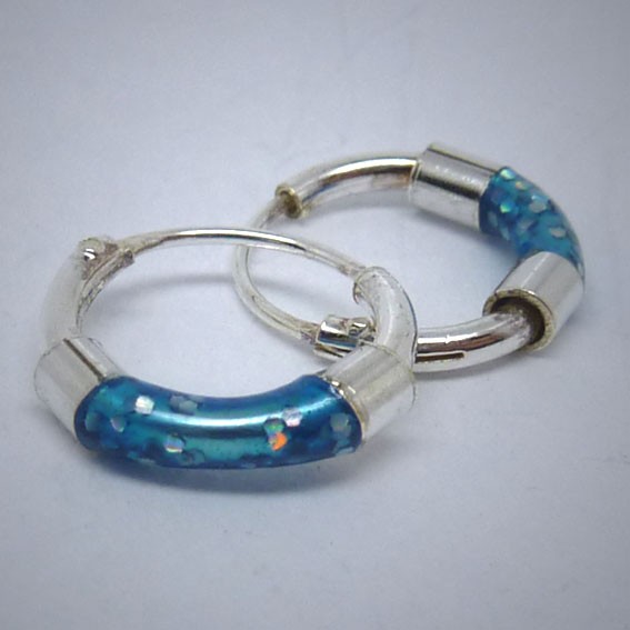 Creolen aus Silber hell blau mit Glitzer