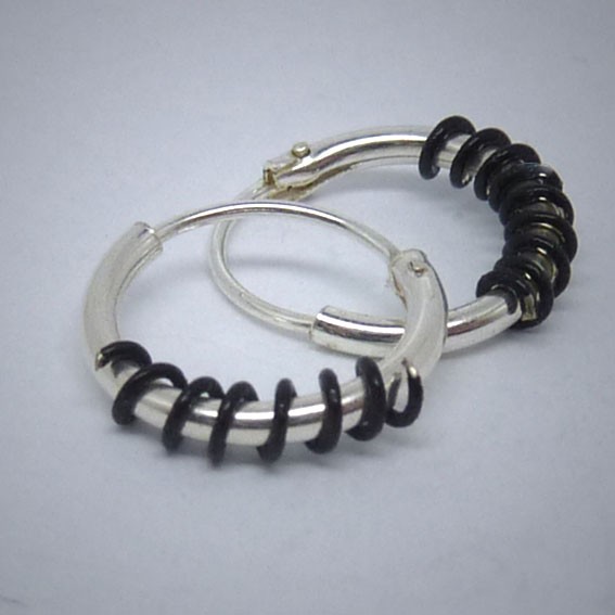 CR015 Creolen aus Silber Spirale schwarz