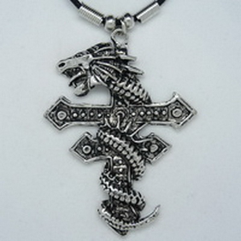 MK034 Ketten Kreuz mit Drachen gr.
