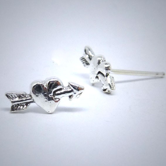 OS035 Ohrstecker aus Silber Herz mit Pfeil