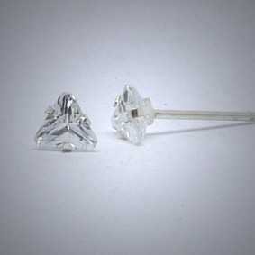 OS187 Ohrstecker aus Silber - Stein dreieck