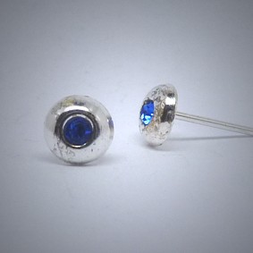 OS127 Ohrstecker aus Silber Stein dunkelblau gr.