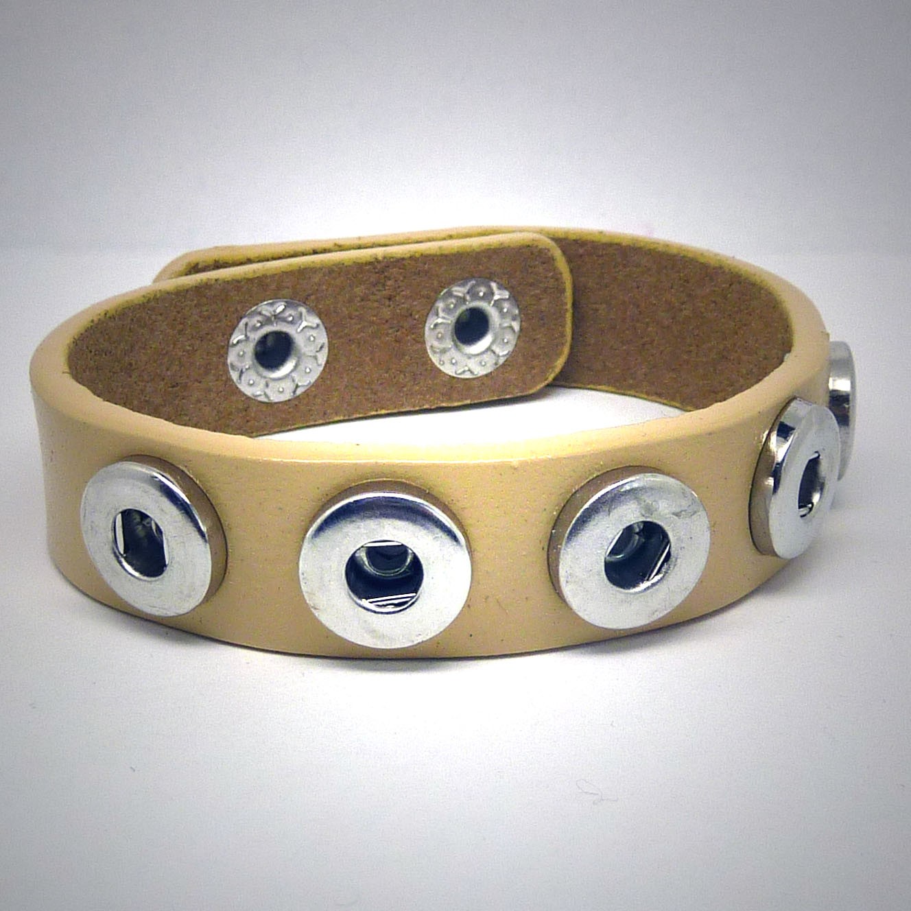 CHMA006 - Armbänder für 5 MINI Schmuckdruckknöpfe beige