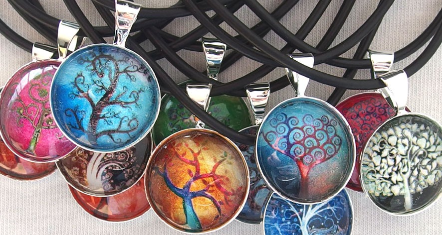  KC002 - Modeschmuck Ketten Baum swirly