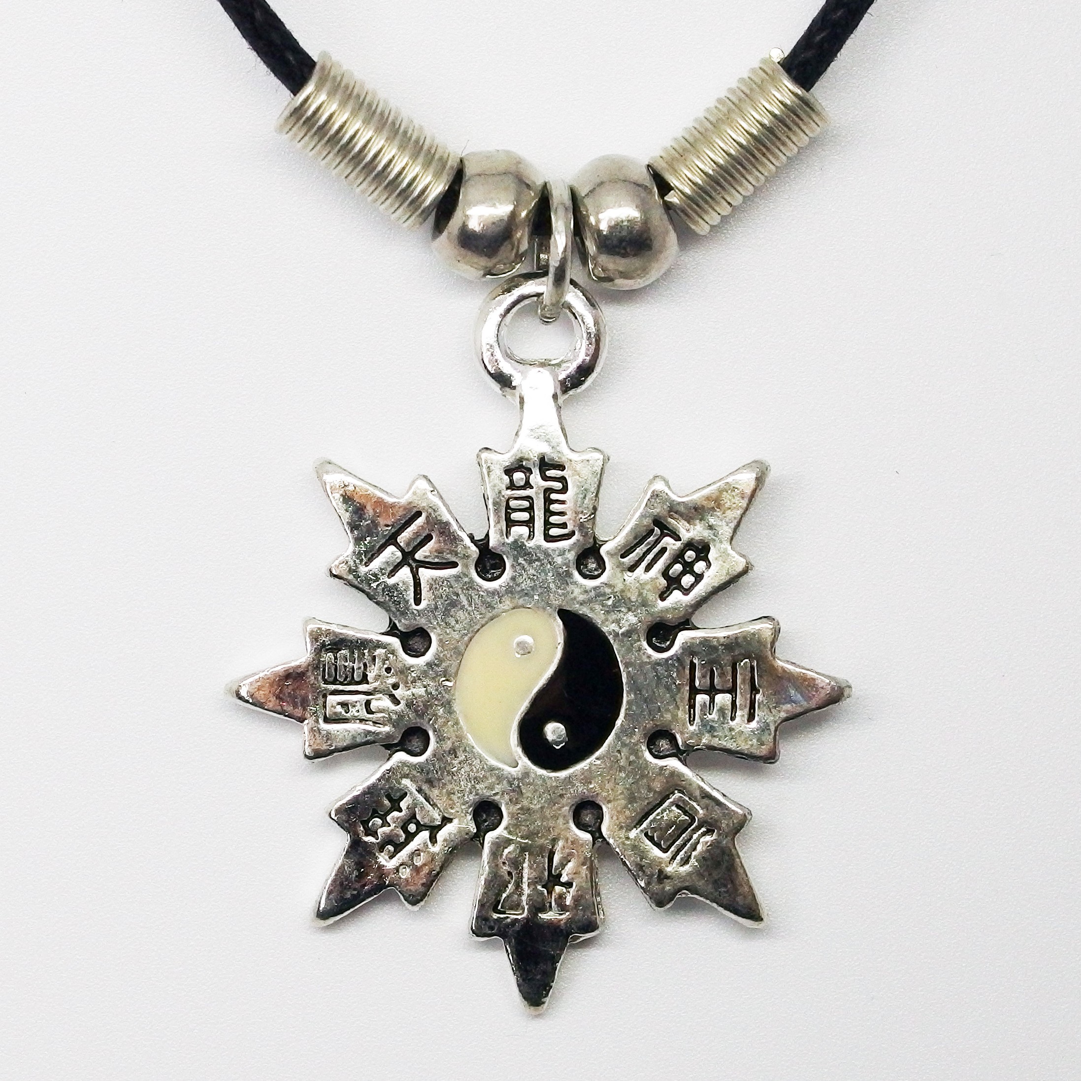 MK022 - Ketten Ying Yang Stern