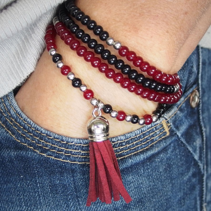 AG002 Mehrreihige Armbänder mit Velours Quaste rubin