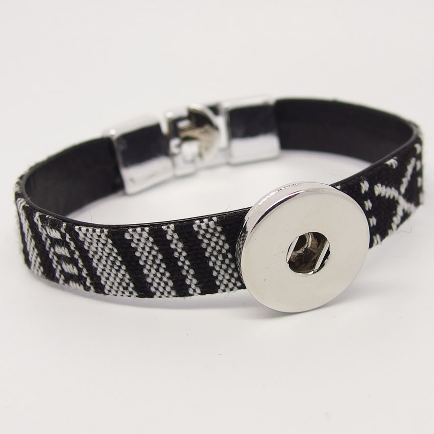 CHA012 - Armbänder für Schmuckdruckknöpfe ethno schwarz/weiss