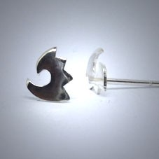 OS084 Ohrstecker aus Silber Fantasie1