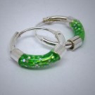 CR005 Creolen aus Silber mit grüner Kunststoffummantelung mit Glitzer