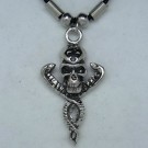 MK052 Ketten Totenkopf mit Schlangen