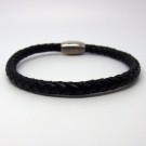 AB119 - Leder Armbänder gr., rund geflochten schwarz mit Magnetverschluß 