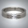 STR071 Ringe aus Edelstahl  gestreift mit 1 viereckigem Stein