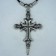 MK037 Ketten Kreuz mit Totenköpfen